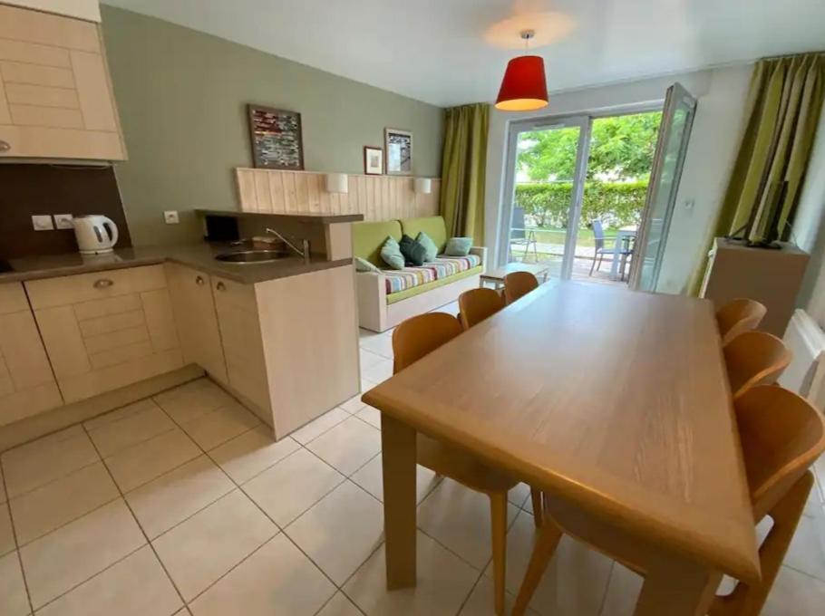 Maison 6 Personnes Avec Terrasse, Piscines Et Sauna Hébergement de vacances