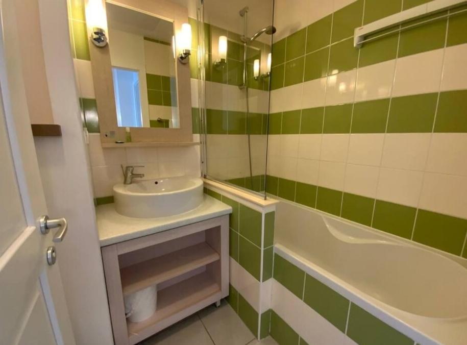 Maison 6 Personnes Avec Terrasse, Piscines Et Sauna Сasa de vacaciones *